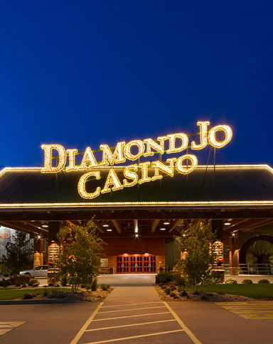 diamond jo worth exterior image