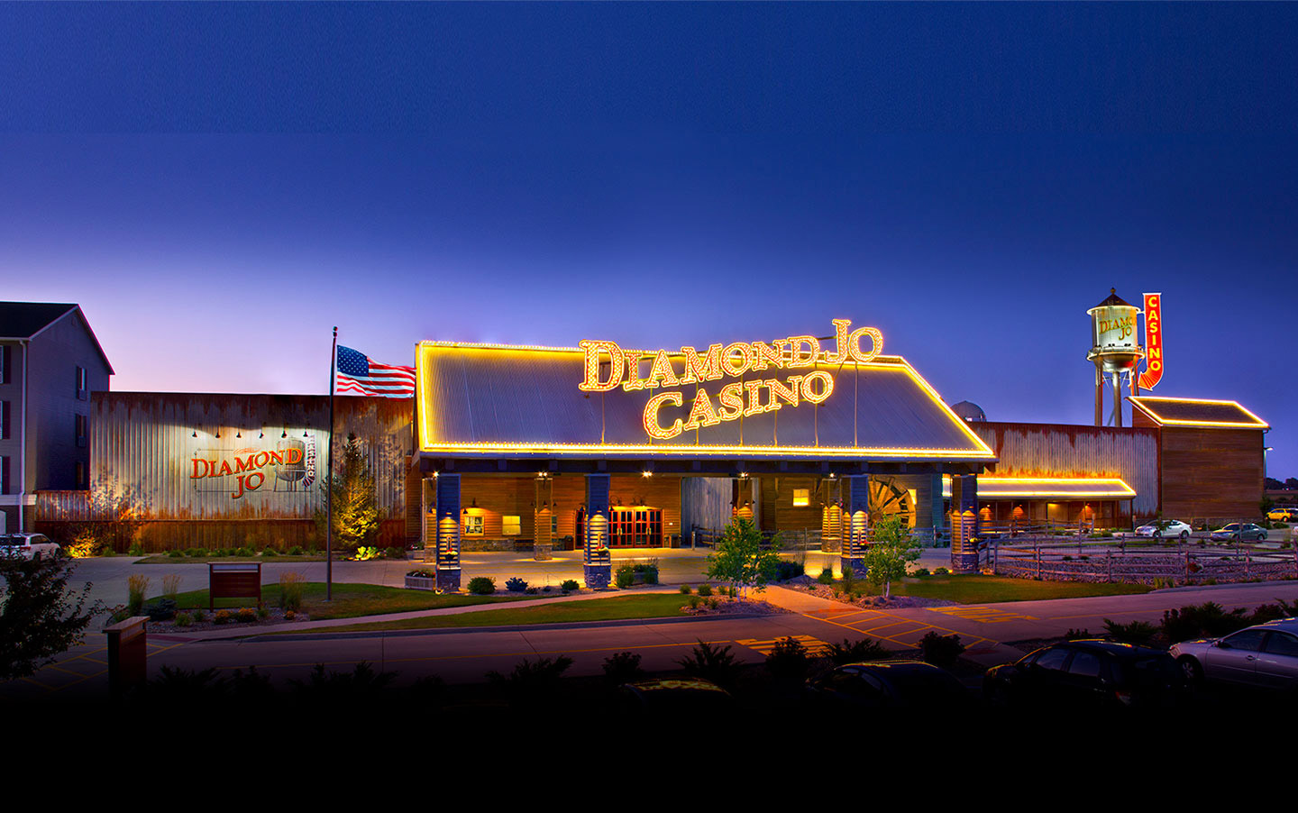 diamond jo worth exterior image